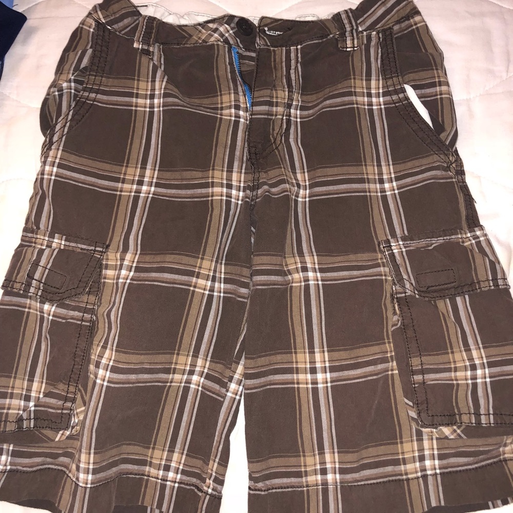 boys brown plaid old navy shorts